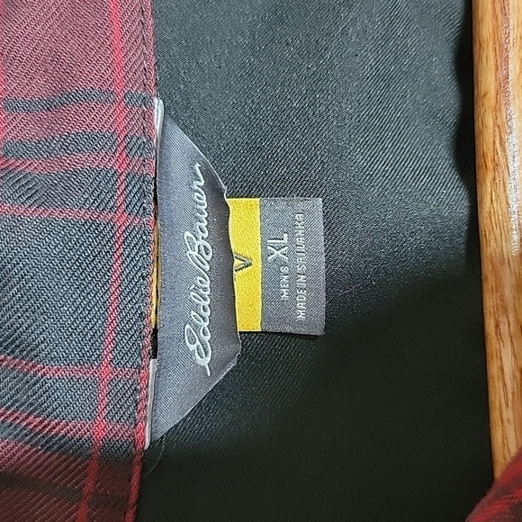 Eddie Bauer Performance Expedition Long Sleeve Plaid Flannel Shirt - Picture 8 of 8